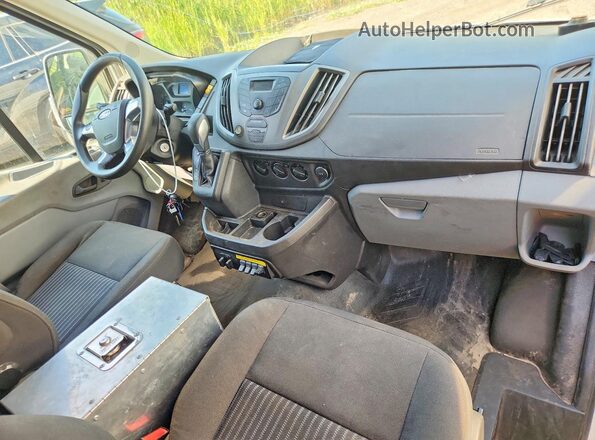 1FTBF4XG7HKB11551 2017 FORD TRANSIT White Widok deski rozdzielczej