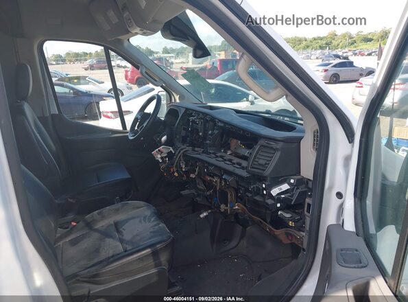 1FTBR1C86PKB46679 2023 FORD TRANSIT-250 White Вид салону спереду