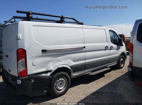 1FTBR1Y80RKA68153 2024 FORD TRANSIT-250 White Widok wnętrza z tyłu