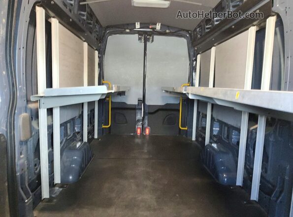 1FTBR3X85LKA87415 2020 FORD TRANSIT Blue Widok tylnych siedzeń