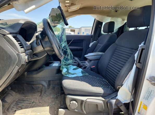 1FTER1EHXNLD24529 2022 FORD RANGER White Widok wnętrza z przodu