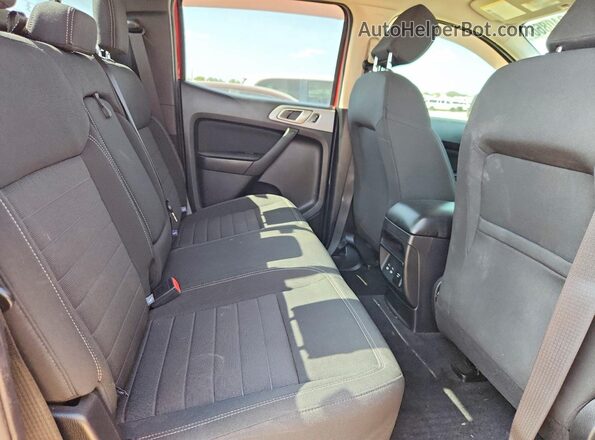 1FTER4FH3KLA61831 2019 FORD RANGER Orange Widok tylnych siedzeń