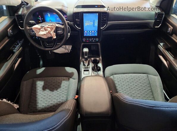 1FTER4HH1SLE63618 2025 FORD RANGER Gray Widok deski rozdzielczej