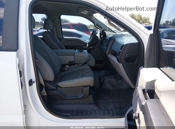 1FTEW1C52JFC00586 2018 FORD F150 White Front interior view