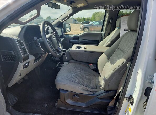 1FTEW1C59JFB87044 2018 FORD F150 White Widok wnętrza z przodu