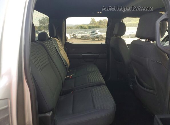 1FTEW1CP3MFA53684 2021 FORD F150 Серебряный Вид задних сидений