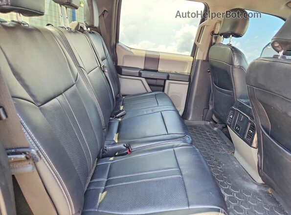 1FTEW1CP4HFC56850 2017 FORD F150 Black Widok tylnych siedzeń