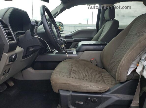 1FTEW1CP4KFA73777 2019 FORD F150 Purple Front interior view