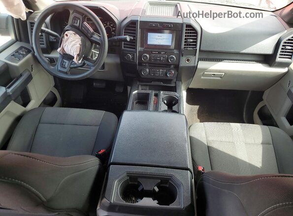 1FTEW1CPXHKE06063 2017 FORD F150 Red Вид панелі приладів