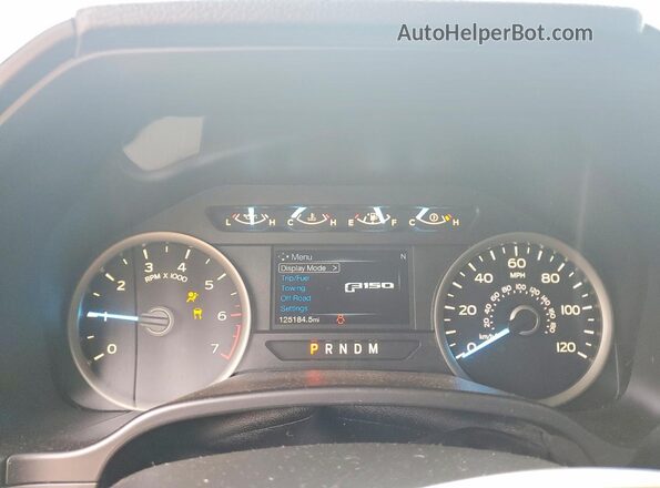 1FTEW1E55JFC85758 2018 FORD F150 Черный Вид щитка приборов