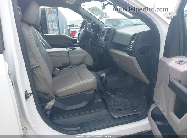 1FTEW1E57LKF05735 2020 FORD F150 Белый Вид салона спереди