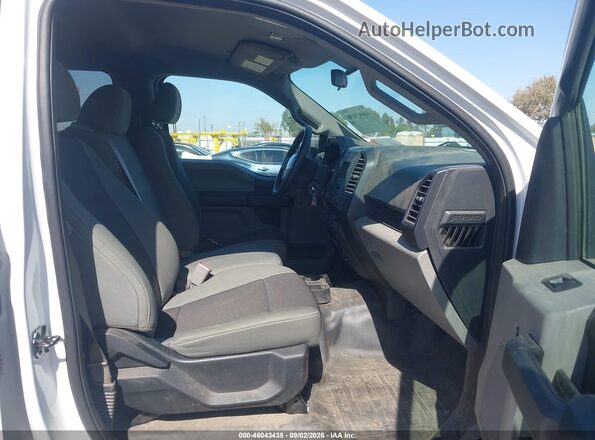 1FTEW1E82HFB90790 2017 FORD F150 Белый Вид салона спереди