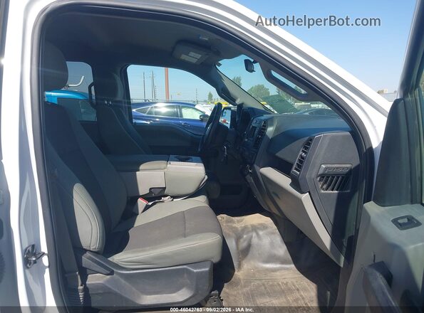 1FTEW1E84HFB90791 2017 FORD F150 White Vista interior delantera