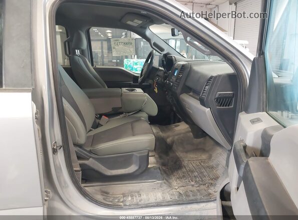 1FTEW1EB6LKF21012 2020 FORD F150 Silver წინა სალონის ხედი