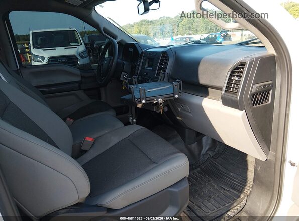 1FTEW1EB8LKE81726 2020 FORD F150 White Widok wnętrza z przodu