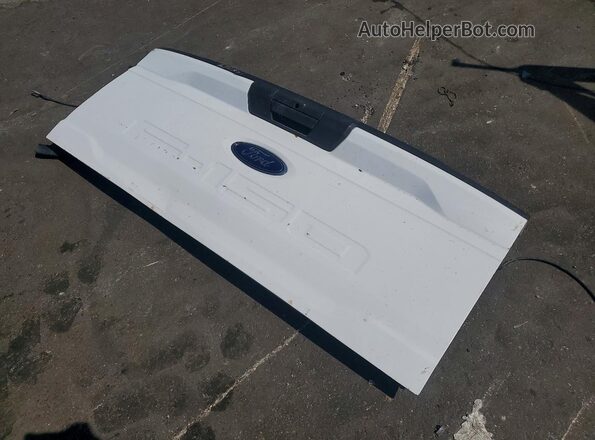 1FTEW1EF9GKD01372 2016 FORD F150 White Engine compartment view