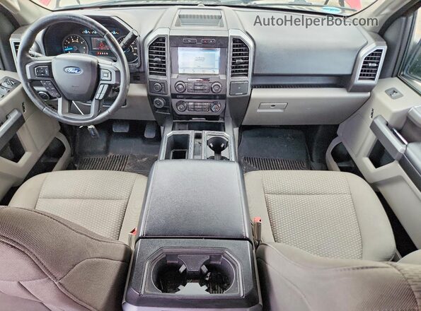 1FTEW1EG1JFC66299 2018 FORD F150 Red Вид панелі приладів