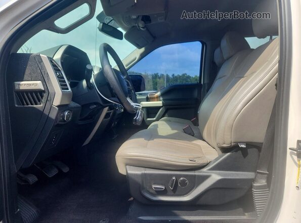 1FTEW1EG4GFB83197 2016 FORD F150 White Вид салону спереду