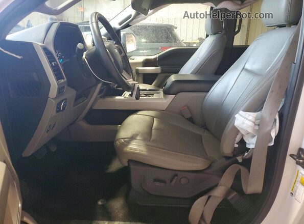 1FTEW1EP2KFA52620 2019 FORD F150 White წინა სალონის ხედი