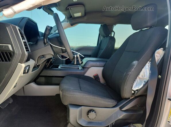 1FTEW1EP2LKE59409 2020 FORD F150 Silver Вид салону спереду