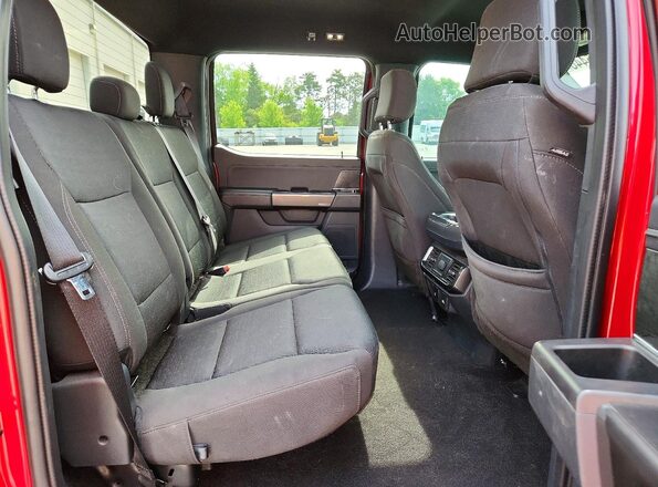 1FTEW1EP2NKE65522 2022 FORD F150 Red Widok wnętrza z tyłu