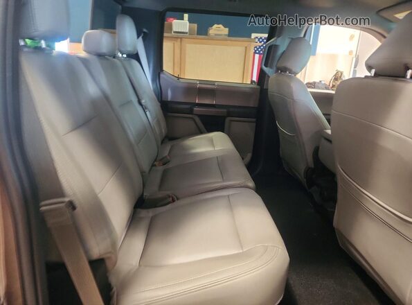 1FTEW1EP5KFC38586 2019 FORD F150 Серый Вид задних сидений