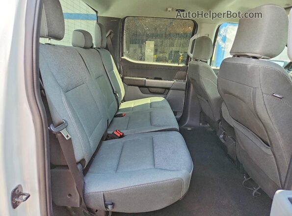1FTEW3LPXSKE08107 2025 FORD F150 White Vista de los asientos traseros