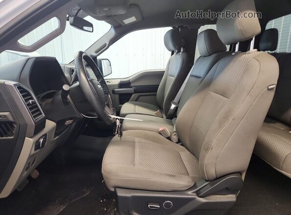 1FTEX1C53JFE11003 2018 FORD F150 Белый Вид салона спереди
