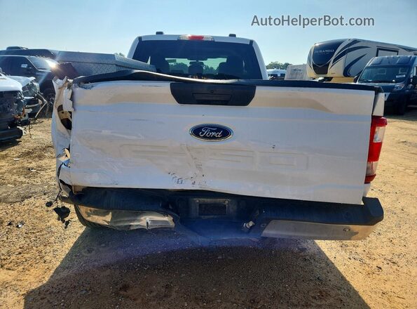 1FTEX1C57NKE49850 2022 FORD F150 White Вид ззаду