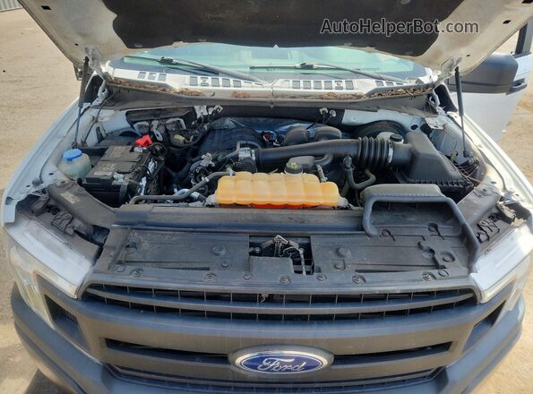 1FTEX1CB3JFB32785 2018 FORD F150 White უკანა სალონის ხედი