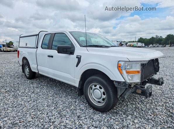 1FTEX1CB6MKE44725 2021 FORD F150 White Передня права чверть