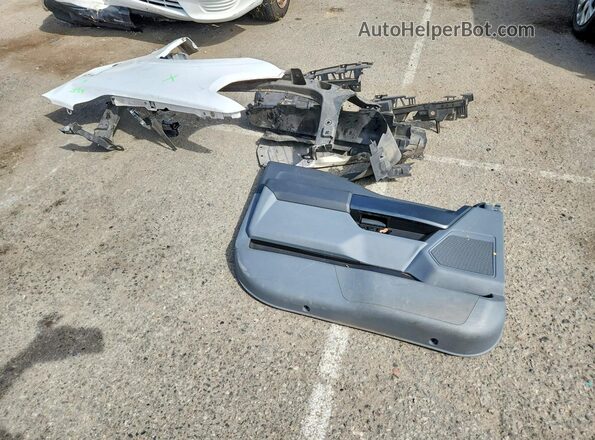 1FTEX1CP6NKD23304 2022 FORD F150 Белый Вид подкапотного пространства