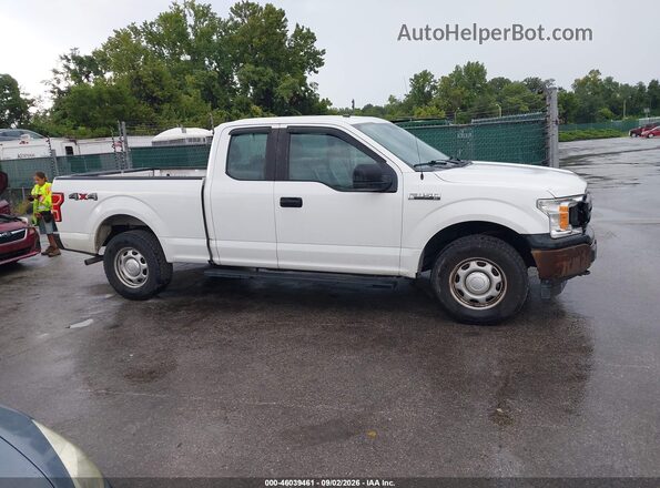 1FTEX1EB7JFB02878 2018 FORD F150 Белый Вид задней части салона