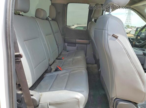 1FTEX1EP1NFA04026 2022 FORD F150 Белый Вид задних сидений