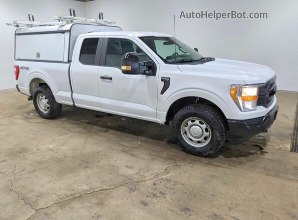 1FTEX1EP3MKF02928 2021 FORD F150 White Передня права чверть
