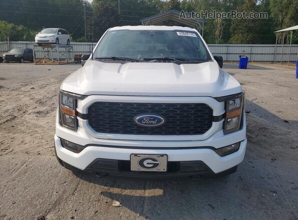 1FTEX1EP8PKF44242 2023 FORD F150 White Widok z przodu