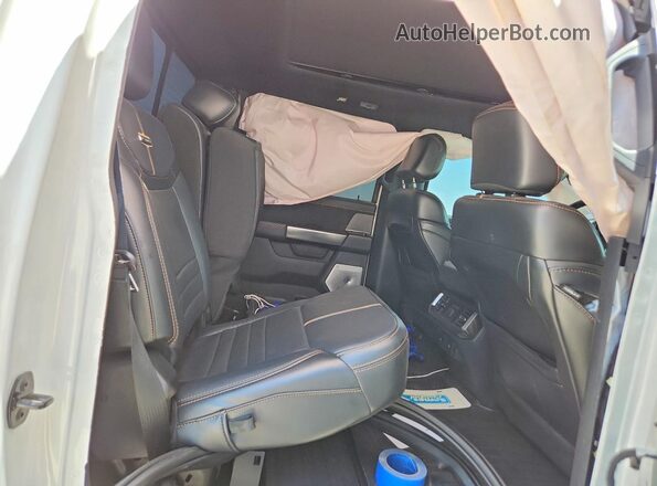 1FTFW1ED4PFA09656 2023 FORD F150 Белый Вид задних сидений