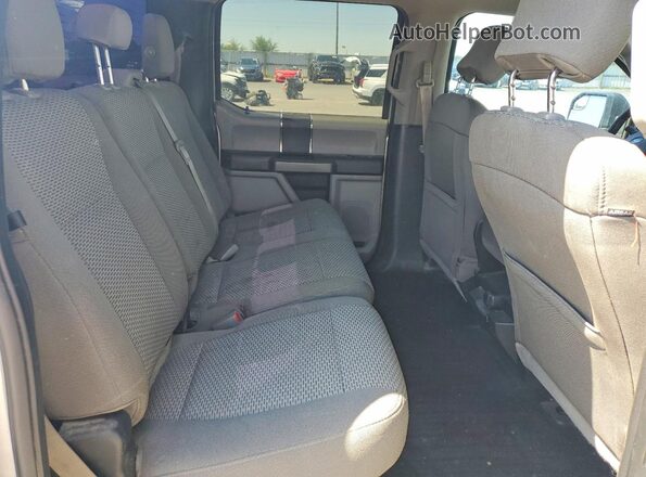 1FTFW1EF3HFC63393 2017 FORD F150 Silver Vista de los asientos traseros
