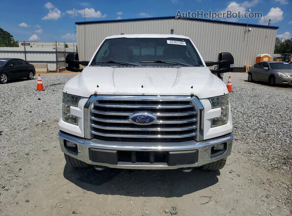 1FTFW1EF9GFB14744 2016 FORD F150 White Widok z przodu