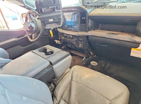 1FTFW1L8XTKD92865 2026 FORD F150 White Vista del salpicadero