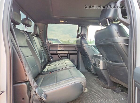 1FTFW1RGXKFA76159 2019 FORD F150 White Widok tylnych siedzeń