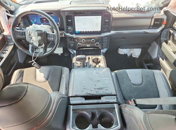 1FTFW1RGXSFC30823 2025 FORD F150 Черный Вид панели приборов