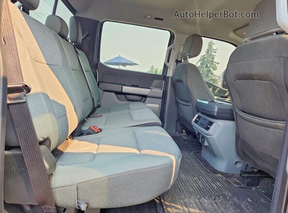1FTFW3L87RKE63279 2024 FORD F150 Silver უკანა სავარძლების ხედი