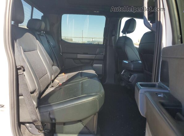 1FTFW5LD7SFB05980 2025 FORD F150 White Widok tylnych siedzeń