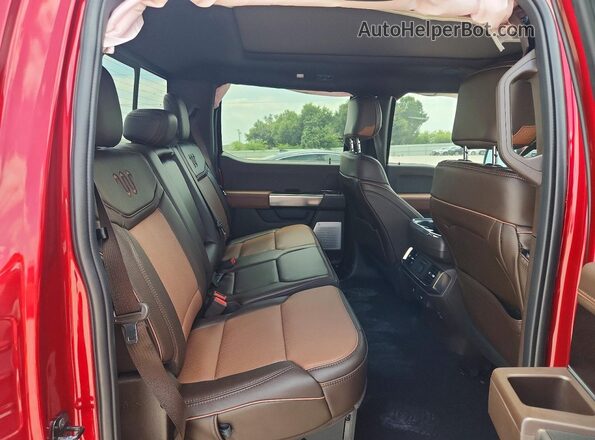 1FTFW6LD6TFA38537 2026 FORD F150 Red Vista de los asientos traseros