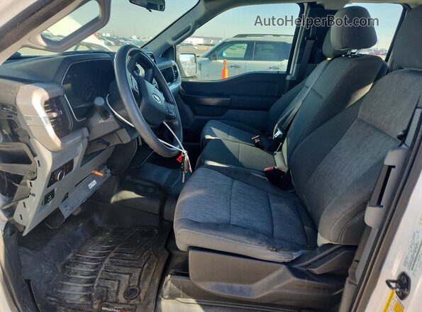 1FTFX1E54PKD64632 2023 FORD F150 White Вид салону спереду
