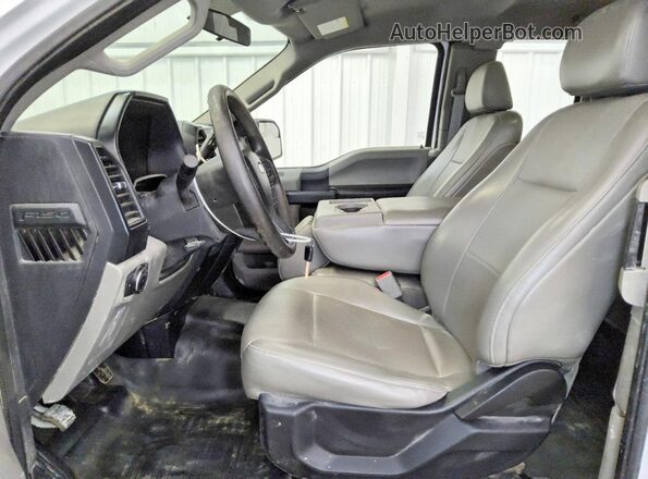 1FTFX1EF4GKD15763 2016 FORD F150 White Widok wnętrza z przodu