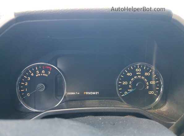 1FTFX1EF7HKC31454 2017 FORD F150 Red Вид щитка приладів