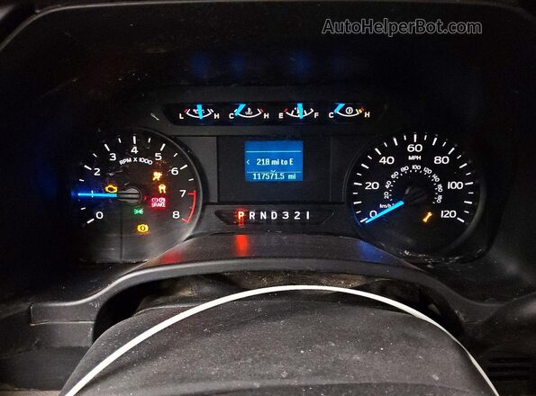 1FTMF1C89HKD44269 2017 FORD F150 Белый Вид щитка приборов