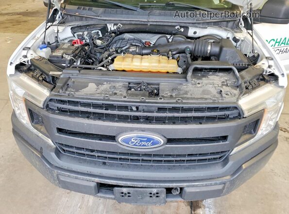 1FTMF1CB2JKC34245 2018 FORD F150 White Вид задньої частини салону